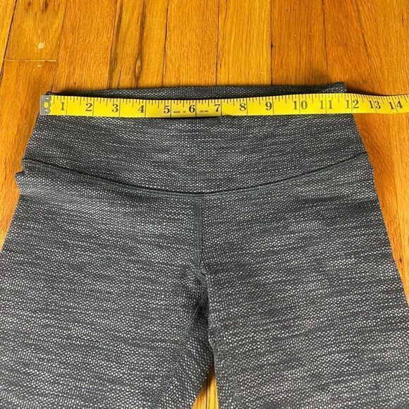 Lululemon Wunder Under Low-Rise
Tight 28 Luon Variegated Knit Heathered Black - Picture 7 of 9